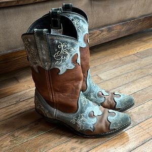 8.5 Ladies western cowboy boots brown turquoise